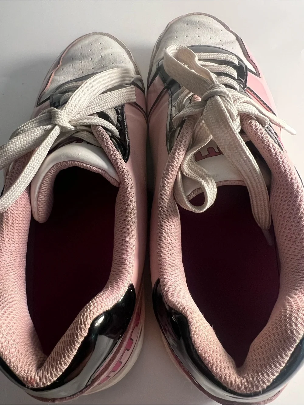 Hello Kitty Pink White and Black Women’s Sneakers with Character Patch SZ 10